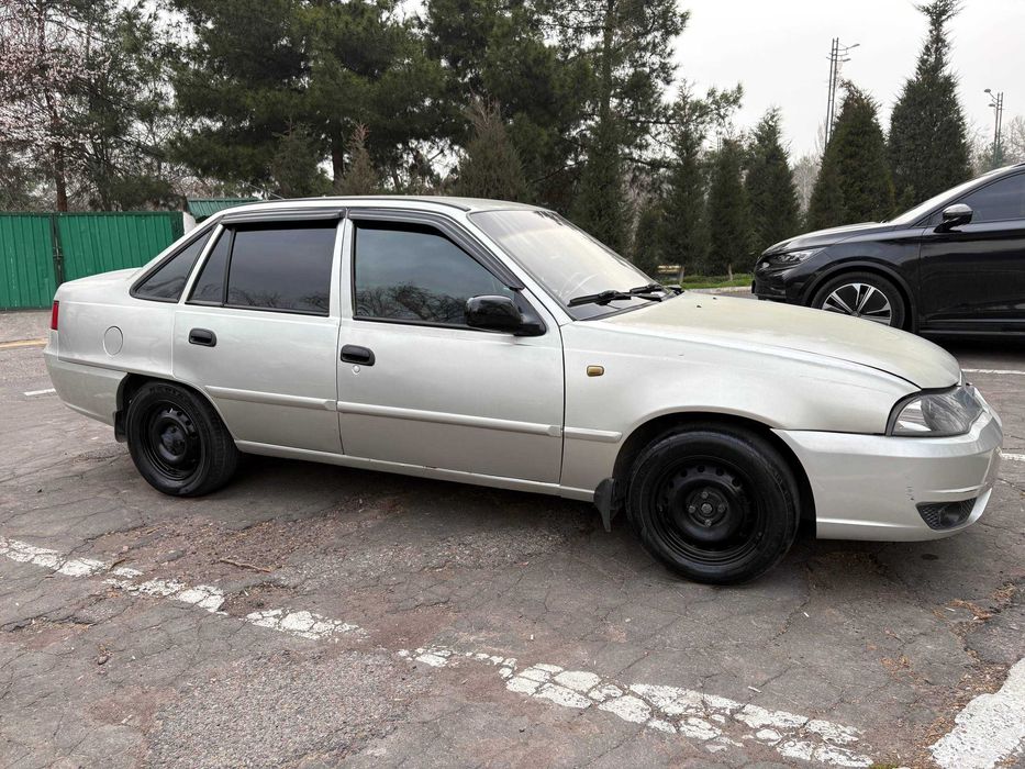 Nexia 2 Dons 1.6 sotiladi СРОЧНО