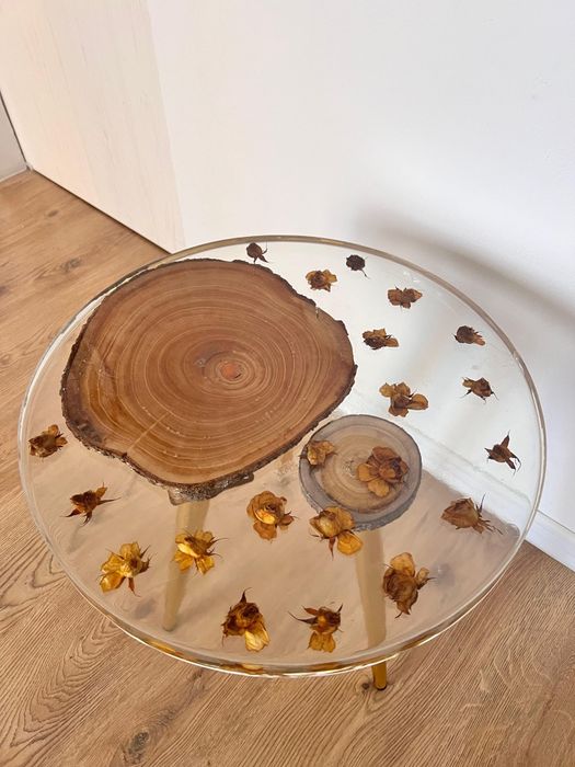 Masuta de cafea din rasina