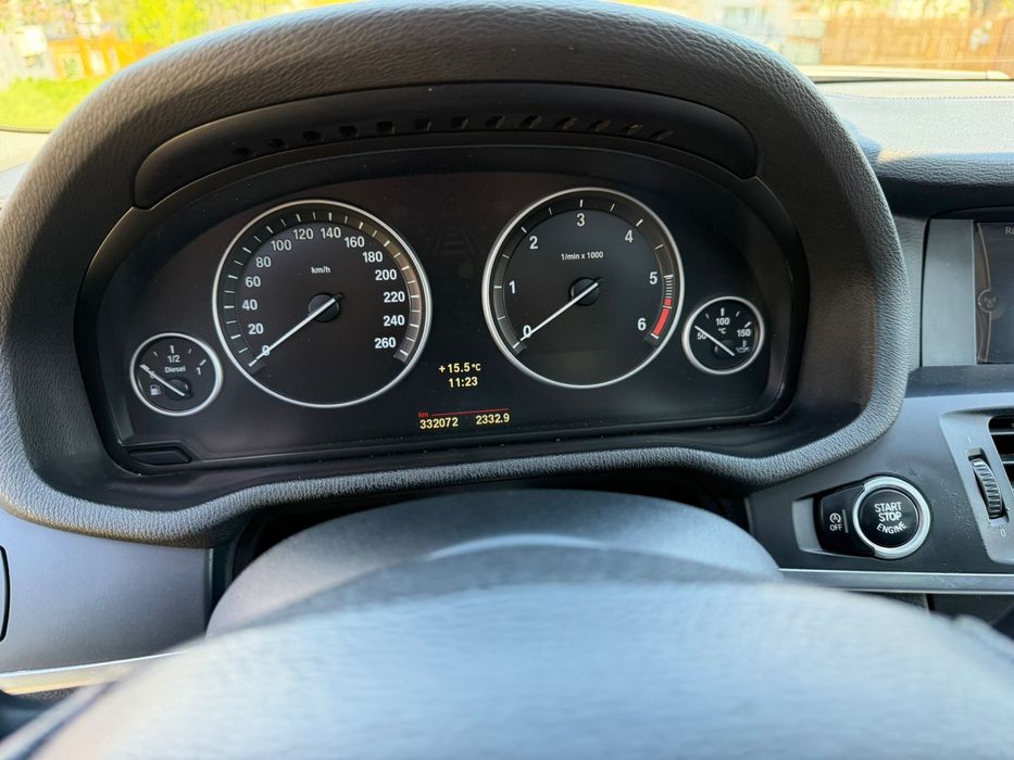 BMW X3 F25 2.0d 184cp Xdrive automat trapă eficient dinamic camera 360