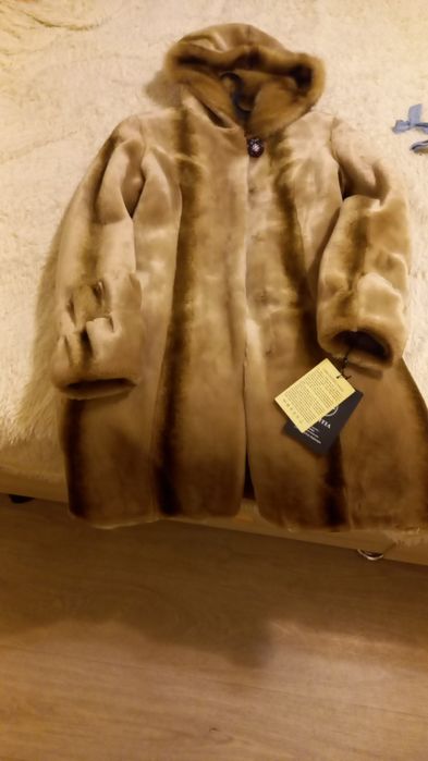 Шуба фирмы HL VITIA