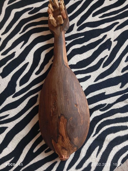 Чисто нова гадулка