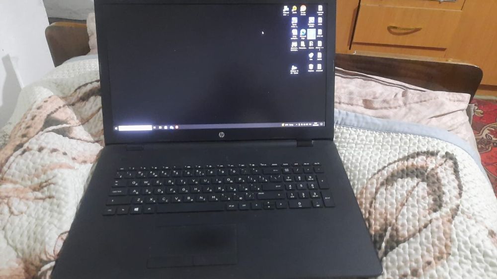 Продам рабочий ноутбук