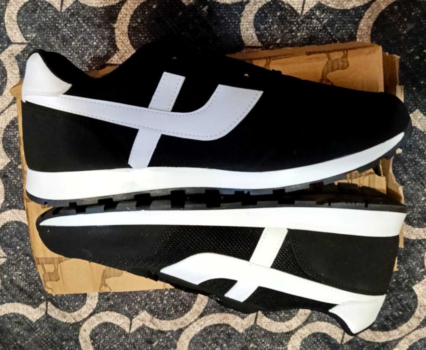 Adidas negru, nou, 44