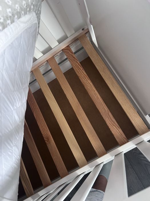 Patut bebe laterale detasabile