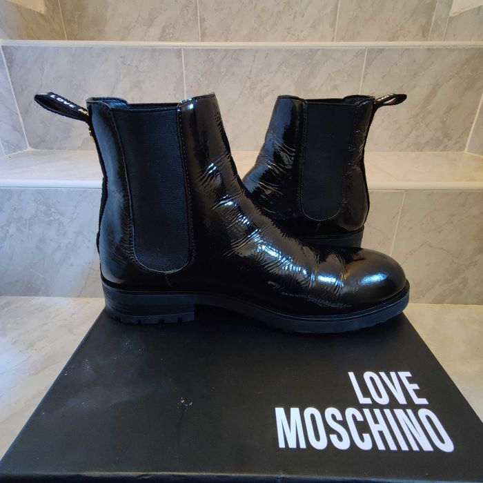 LOVE MOSCHINO  зимни дамски боти