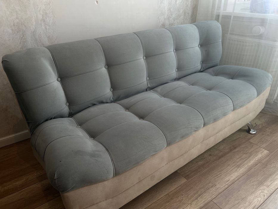 Продам срочно диван