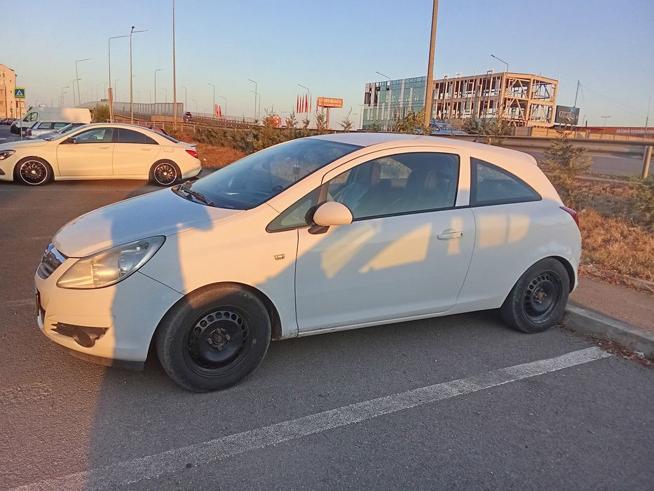 Vând Opel CORSA d 2009 1_3 cdti