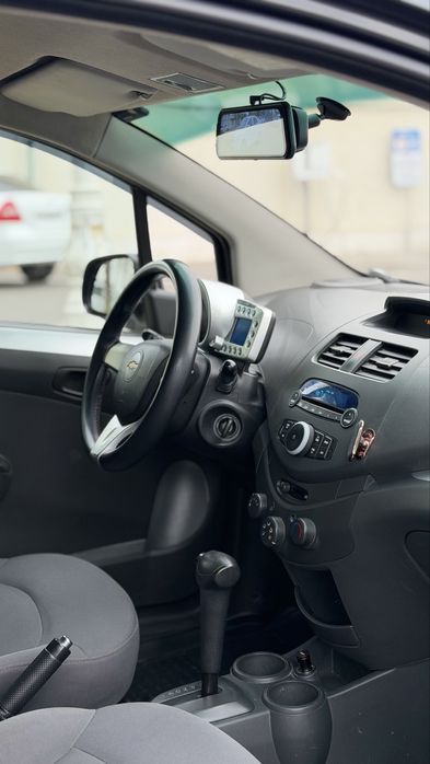 Spark sotiladi 2012 yil Aftamat zavod 185000 km