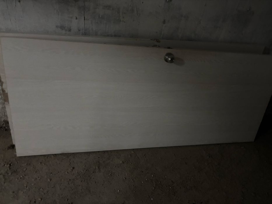 Продам межкомнатные двери