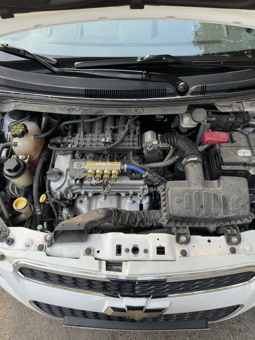 Minish uchun tayyor sotiladgon Spark bez xarajat ummuman kraskasi yoq