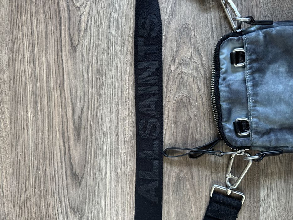 Чантичка Allsaints