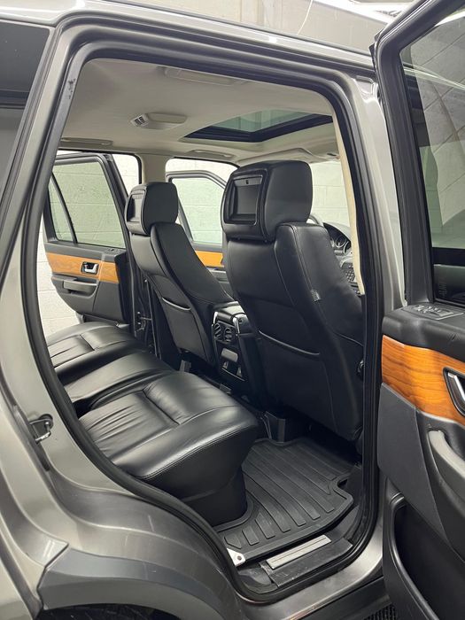 RANGE ROVER SPORT 3.6 V8 150.000 KM achizitionata de noua