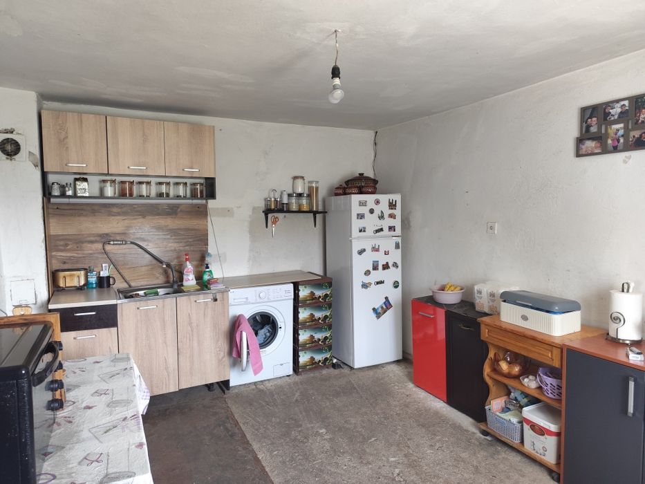 Продава се Къща в с. Пищане, Област София-област - 129 кв.м за 481 €/кв.м - Снимка #8