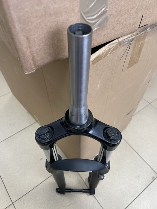 SR Suntour XCM32 29”