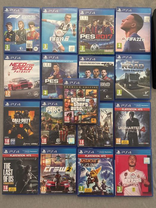 Vand Playstation 4,pret negociabil