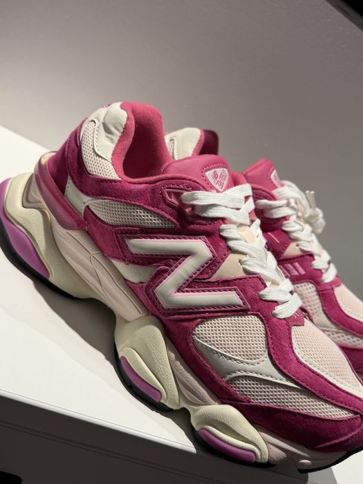 New Balance 9060
