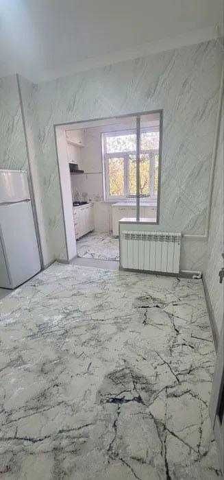 СРОЧНО !! Продаётся квартира в Яшнабаде 3/3/5 ( 78 кв/м ) Тузел 2