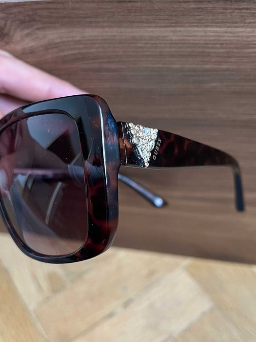 Дамски очила Guess, три модела, нови