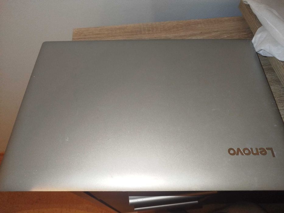 Laptop Lenovo - Intel i7, 8GB RAM, 500GB - Ideal pentru facultate / office