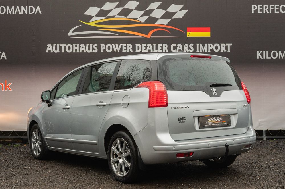 Peugeot 5008-7 locuri-2.0hdi-2011-150cp-scaune incalzite-senzori-pilot