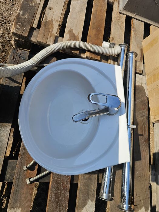 Продам столы в хорошем состоянии