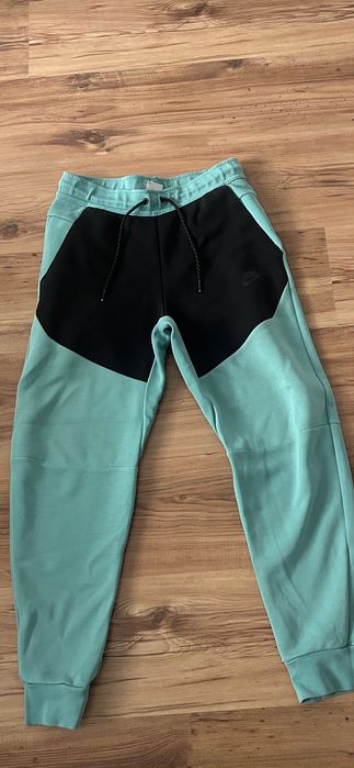 Nike tech fleece