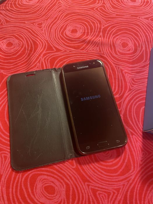 Vând telefon Samsung galaxy J5 2017 16GB