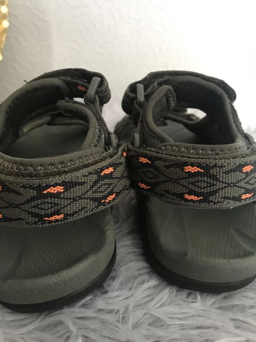 Ергономични детски сандали