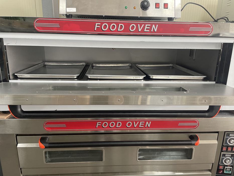 Фурна за Пици Закуски и Готвене Чисто нова!