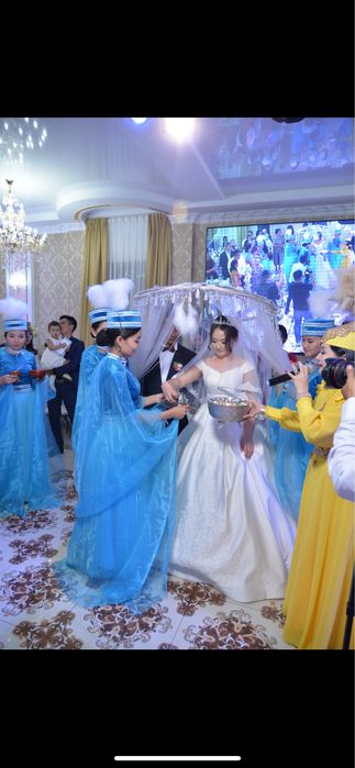 Продам свадебное платье