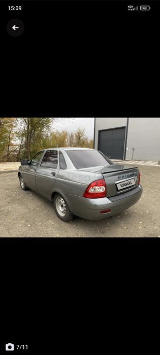 Продам приору седан