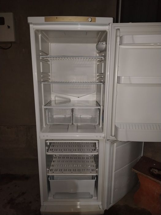 Б/у холодильник продам