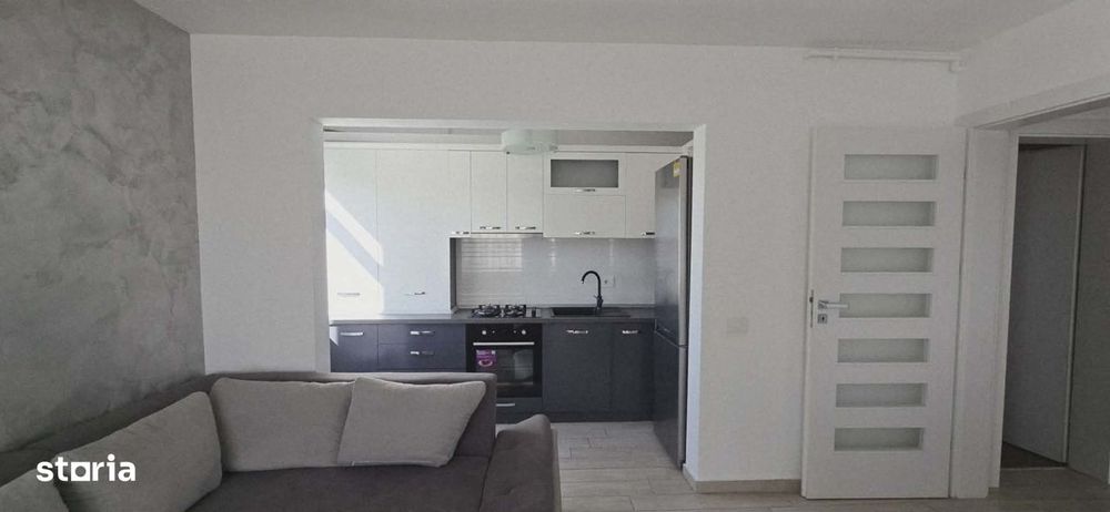 Apartament 3 camere de vânzare, cart. Prima Sova