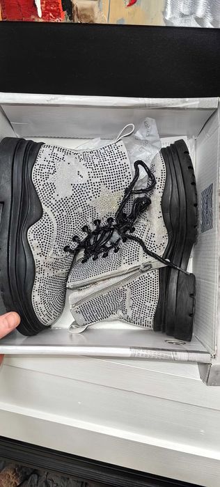 Ботинки на девочку 32