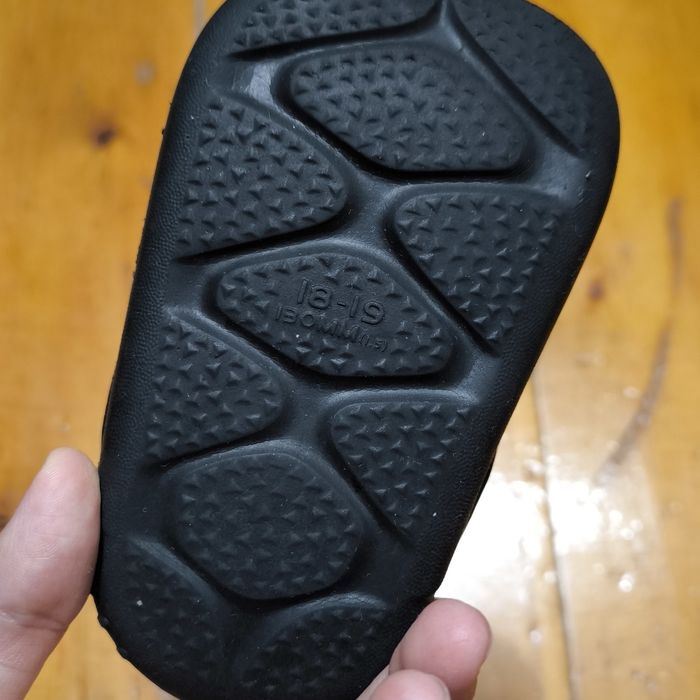 3 пары обуви для мальчика 6-18 месяцев