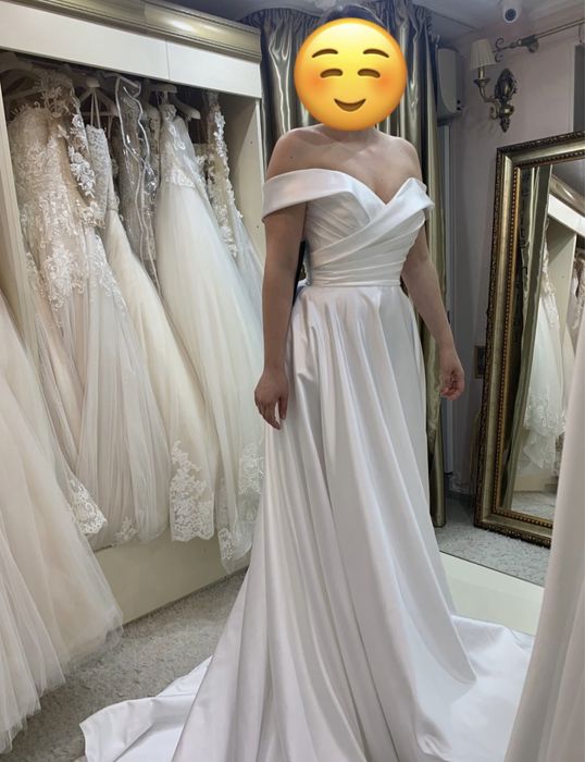 Rochie de mireasa Kristine by Amanda Divelli