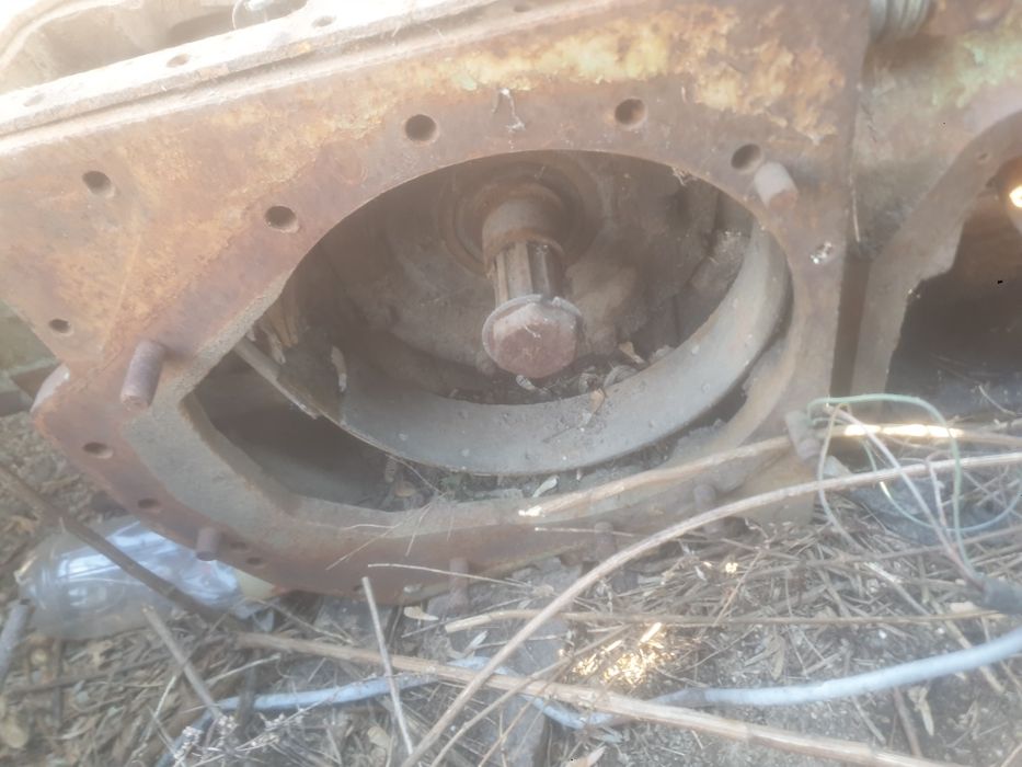 Всякакви части за верижен болгар т54 - л60