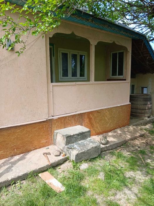Casă bătrânească locuibilă