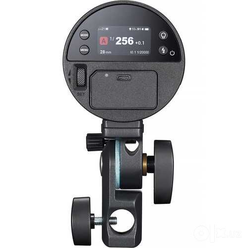 Godox AD100Pro II. Гарантия, 12 месяцев с момента покупки.