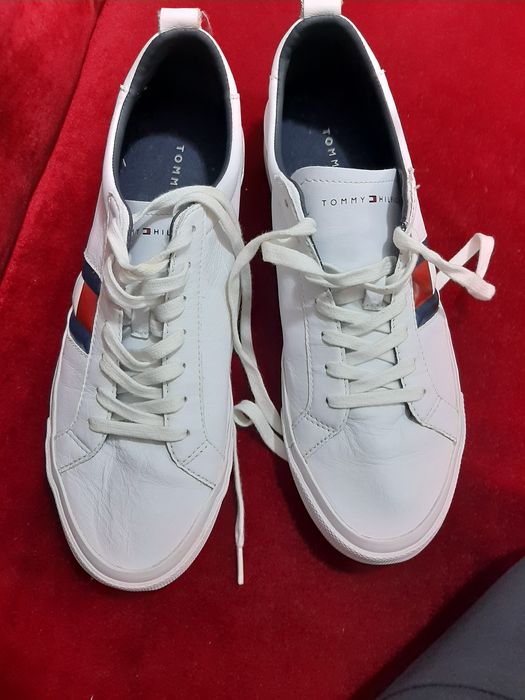 Оригинални Маратонки TOMMY HILFIGER  43 номер
