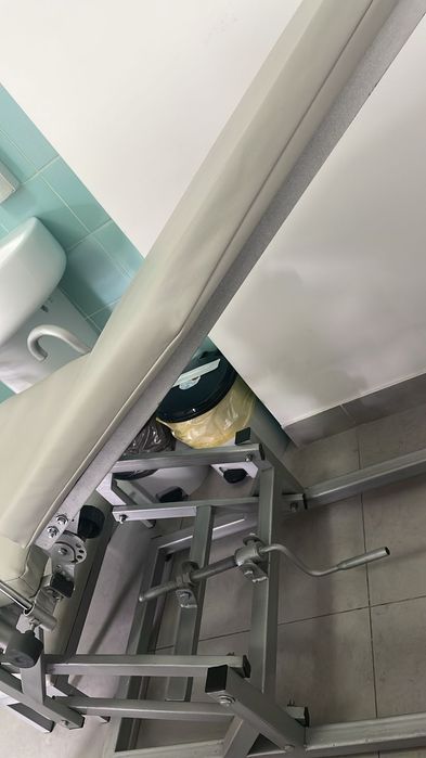 Гинекологическое кресло