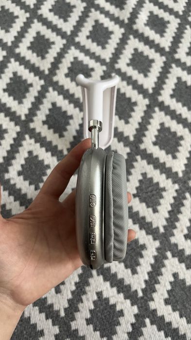 Новые наушники,рабочие