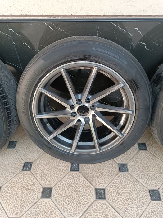 Vossen Diska Balon 215 55 R17 Holati Yaxshi Skitkada