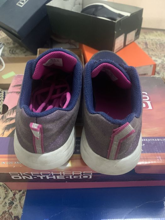 Кроссовки 35 р skechers