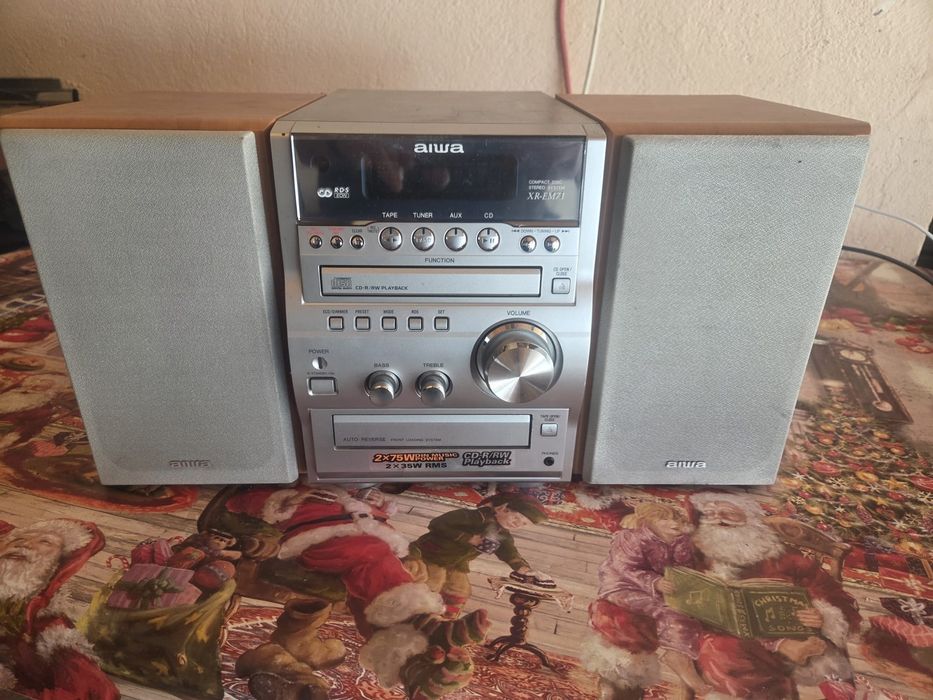 Sistem audio AIWA