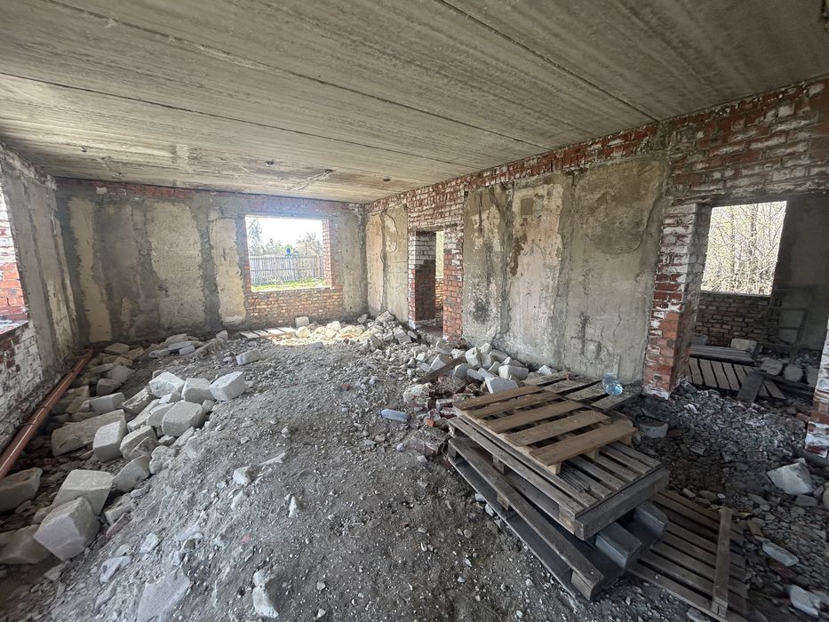 Продам дом недостроенный 148кв