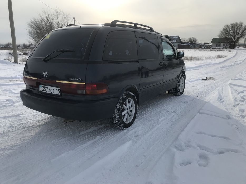 Тойота Превия ХТС