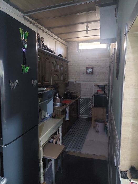 Дом из двух комнат.