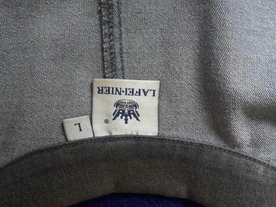 Джинсовый пиджак с юбкой