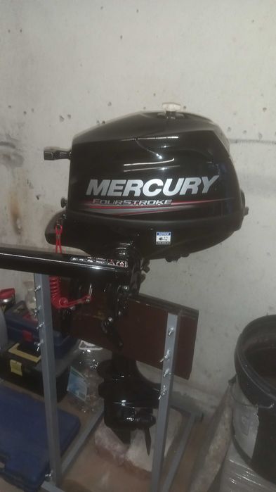 Извънбордов двигател MERCURY  3,5кс къс ботуш